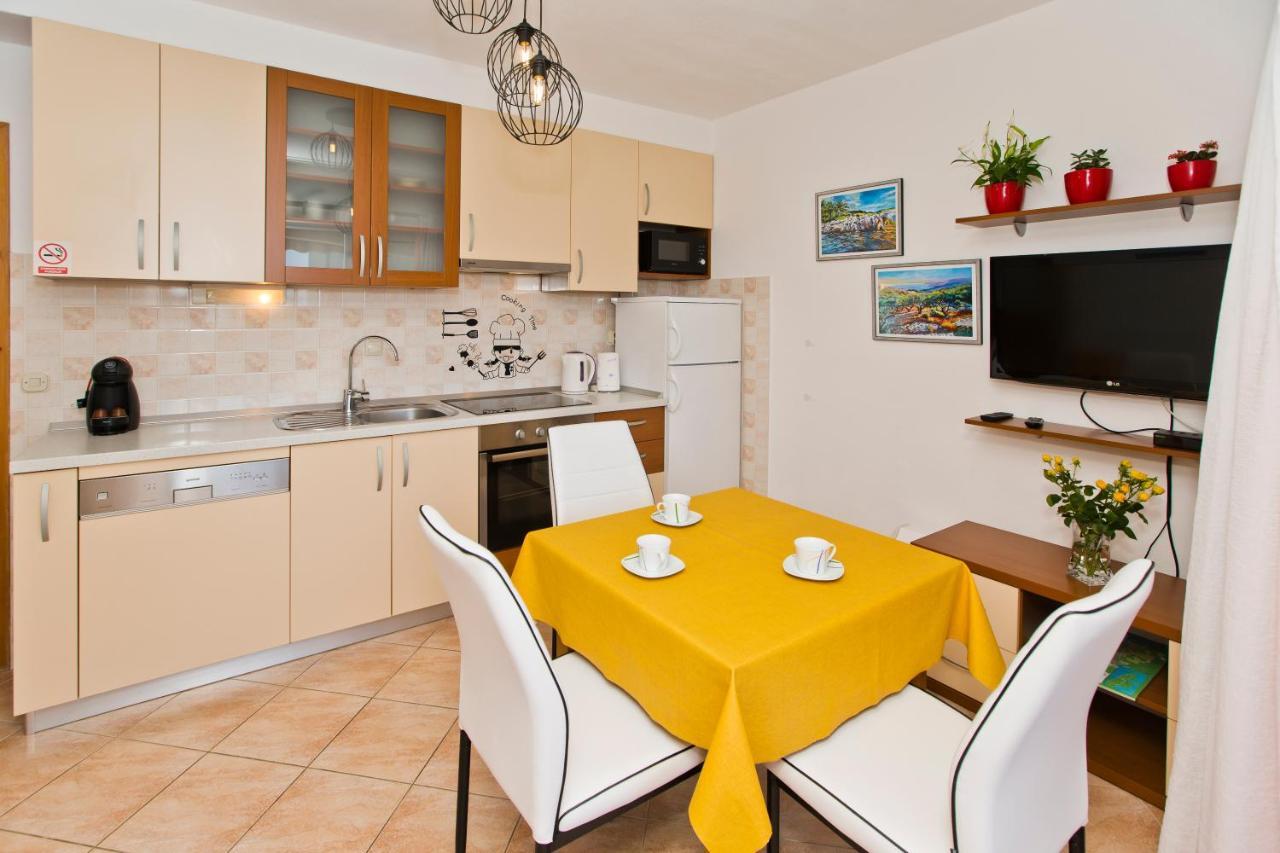 Apartment ZARA Hvar Town Buitenkant foto