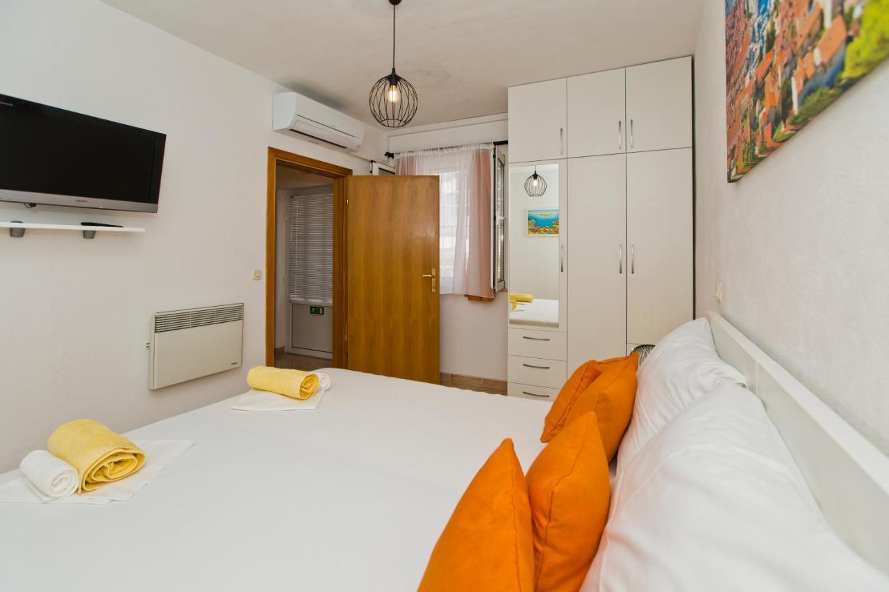 Apartment ZARA Hvar Town Buitenkant foto